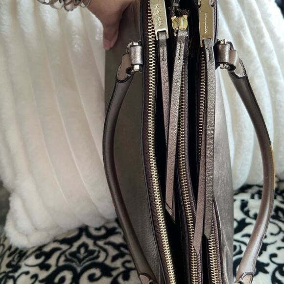 MUST HAVE Coach The Borough Bag in Metallic Leather Gold 32323 - Picture 6 of 10